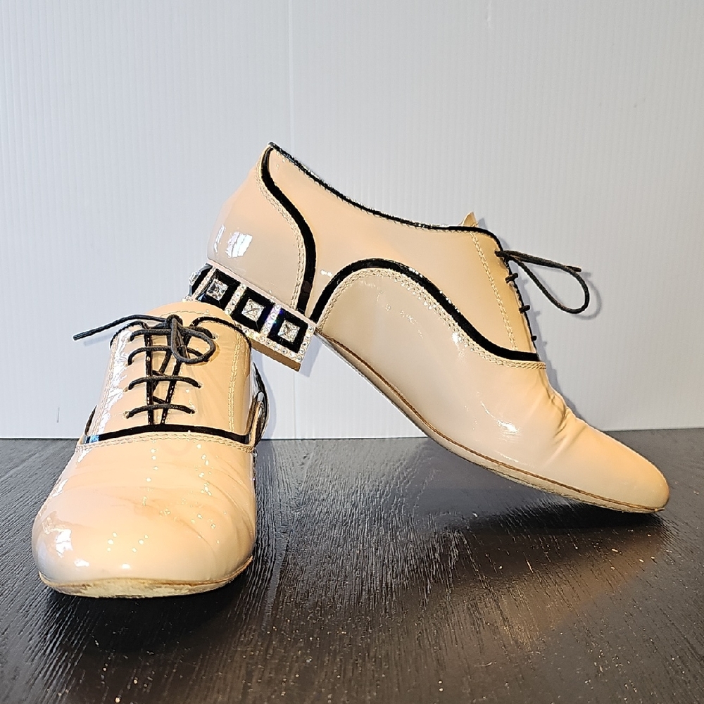Elegant Pale Pink Miu MIU Patent Leather Women's Shoes